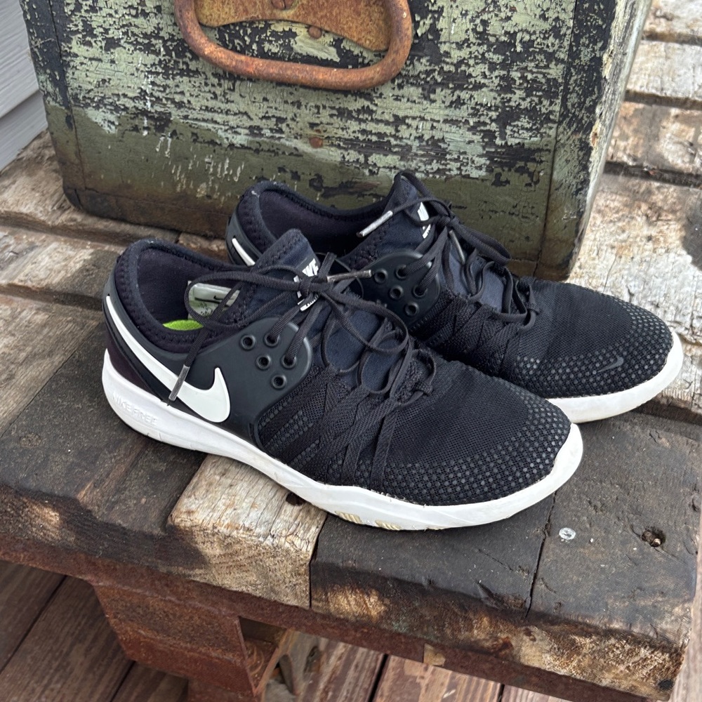 Nike Free Tr 7 Training Shoes